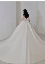 Load image into Gallery viewer, Luxurious French Satin Wedding Dress EDW105