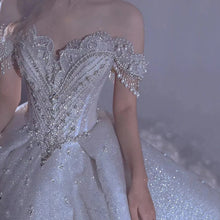 Load image into Gallery viewer, Gorgeous Diamond Wedding Dress EDL101