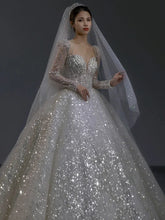 Load image into Gallery viewer, Latest Classic Wedding Gown EDW356