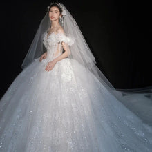 Load image into Gallery viewer, Shiny Wedding Dress Applique Sweetheart EDL106