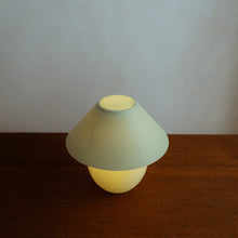 Load image into Gallery viewer, Scoop Lamp