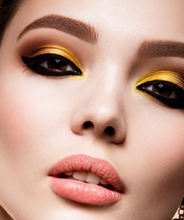 Load image into Gallery viewer, Geisha: Translucent Compact Powder