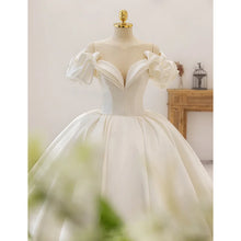 Load image into Gallery viewer, Luxury Satin V-Neck Short Sleeve Wedding Dress EDW459