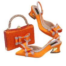 Load image into Gallery viewer, Med Heel Shoes for Women Italian Design Shoes and Bag Set ED345