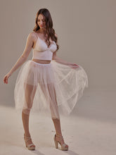 Load image into Gallery viewer, Short Soft White Tulle Skirt for Women , Flowy Mini Tulle Skirt, Bridal Party Skirt, Bachelorette Skirt