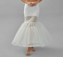 Load image into Gallery viewer, Mermaid Petticoat Skirt, Wedding Dress Underskirt, White Petticoat