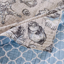 Load image into Gallery viewer, Twin/Twin XL size 2 Piece Microfiber Beach Shells Coastal Reversible Quilt Set