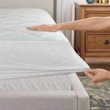 Load image into Gallery viewer, Twin size Washable Quilted Mattress Pad with Elastic Fitted Skirt