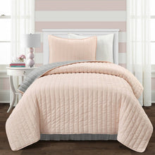 Load image into Gallery viewer, Twin/Twin XL Soft Reversible Lightweight Quilt Set in Rose Blush Pink and Grey