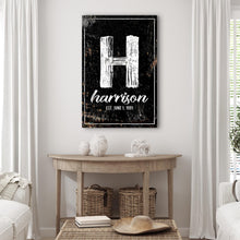 Load image into Gallery viewer, Family Name Portrait Sign