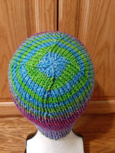 Load image into Gallery viewer, #BossBeanie DGY Boss Beanie Knit Pattern