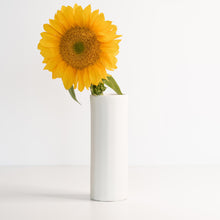 Load image into Gallery viewer, Bloom Vase - Handmade Porcelain Flower Vase