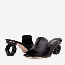 Load image into Gallery viewer, The Tory Black Leather Women Sandal