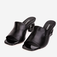 Load image into Gallery viewer, The Tory Black Leather Women Sandal