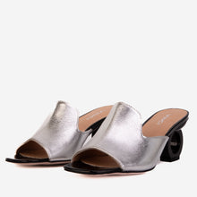 Load image into Gallery viewer, The Tory Silver Leather Women Sandal