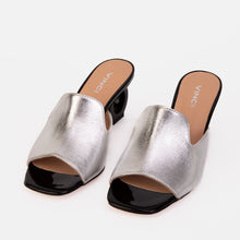 Load image into Gallery viewer, The Tory Silver Leather Women Sandal