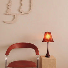 Load image into Gallery viewer, Pleat Lamp