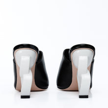 Load image into Gallery viewer, The Cymmer Black Leather Women Sandal