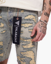 Load image into Gallery viewer, Valabasas Incise Jorts - Vintage Wash