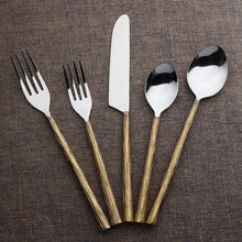 Load image into Gallery viewer, Vinear Flatware, 5- Pc. Place Setting