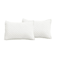 Load image into Gallery viewer, King/CAL King Lightweight Cotton Linen White Reversible 3-PC Quilt Set