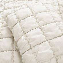 Load image into Gallery viewer, Twin/XL Soft Lightweight Puff Textured 2-Piece Comforter Set in Off White