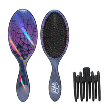 Load image into Gallery viewer, Wet Brush Original Detangler - Ghostly Style Set