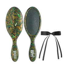 Load image into Gallery viewer, Wet Brush Original Detangler - Wicked 2.0