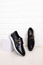Load image into Gallery viewer, The Torino Black Leather Men Sneaker