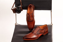 Load image into Gallery viewer, The Draco Handmade Tan Semi Brogue Oxford Men Shoe