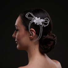 Load image into Gallery viewer, White Crystal &amp; Pearl  Hair Comb