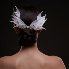 Load image into Gallery viewer, White Feather Petal Bridal Hair Comb