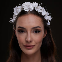 Load image into Gallery viewer, White Floral Hair Vine