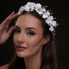Load image into Gallery viewer, White Floral Hair Vine