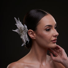 Load image into Gallery viewer, Large White Flower Bridal Hair Comb