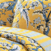 Load image into Gallery viewer, Full/Queen Yellow Blue Peacocks Floral Lightweight Polyester 3-Piece Quilt Set