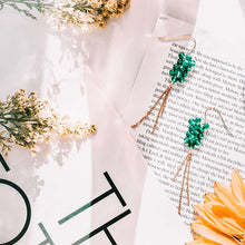 Load image into Gallery viewer, Green Apatite Yoga Earrings