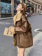 Load image into Gallery viewer, Thickened Lambskin Coat With Integrated Fur Lining