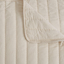 Load image into Gallery viewer, Solid Striped Quilt - Virginia Collection