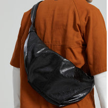 Load image into Gallery viewer, Retro French Croissant Pleated Crossbody Bag – Large Capacity Oil-Wax PU Leather