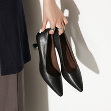 Load image into Gallery viewer, Women's Pointed-Toe Kitten Heel Pumps | Washed Full-Grain Cowhide Office Shoes