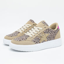 Load image into Gallery viewer, Leopard Print Retro Skate Shoes | Unisex Low-Top Sneakers | Men's &amp; Women's