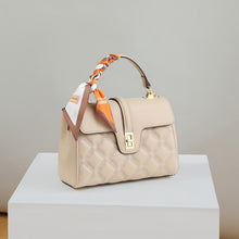 Load image into Gallery viewer, Large-Capacity Textured Tote Crossbody Bag – Structured Everyday Shoulder Bag
