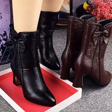 Load image into Gallery viewer, Women's Velvet-Lined Mid-Calf Boots with Side Zipper | Low Heel