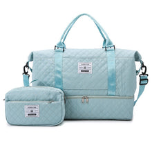 Load image into Gallery viewer, Large Capacity Quilted Crossbody Travel Bag