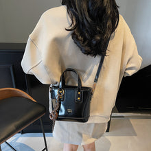 Load image into Gallery viewer, Women's Crossbody Bucket Bag - PU Leather Urban Minimalist Shoulder Bag with Adjustable Strap