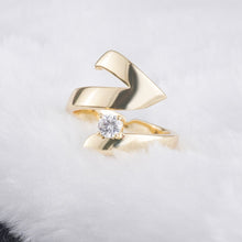 Load image into Gallery viewer, Artisan Asymmetric Diamond Ring Edgy Glamour for Standout Moments (MAC282)
