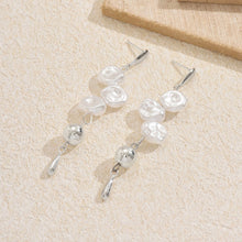 Load image into Gallery viewer, Artistic Asymmetric Pearl Drop Earrings (MAC325)