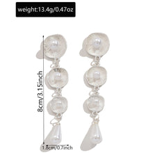 Load image into Gallery viewer, Artistic Asymmetric Pearl Drop Earrings (MAC325)