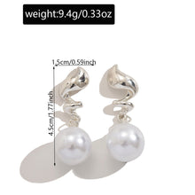 Load image into Gallery viewer, Artistic Asymmetric Pearl Drop Earrings (MAC325)